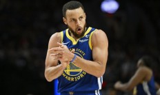 开云APP下载:NBA常规赛：库里36分勇士127-116战胜雷霆